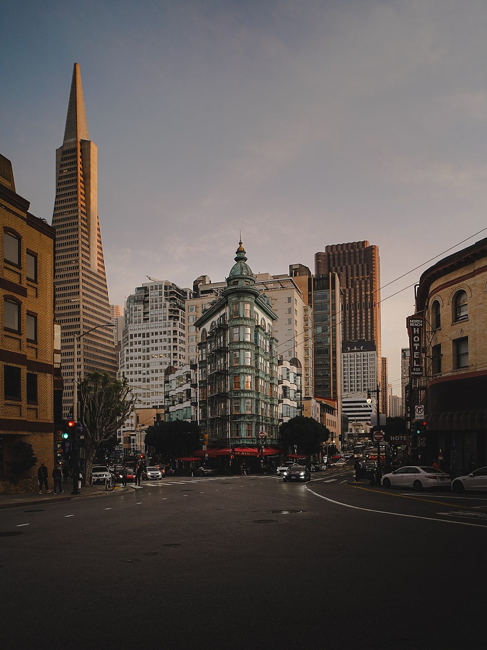 Columbus Avenue and the Transamerica Pyramid, San Francisco